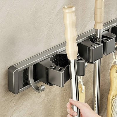 Porte balai mural | OrganizElite - Mon Essentiel Maison