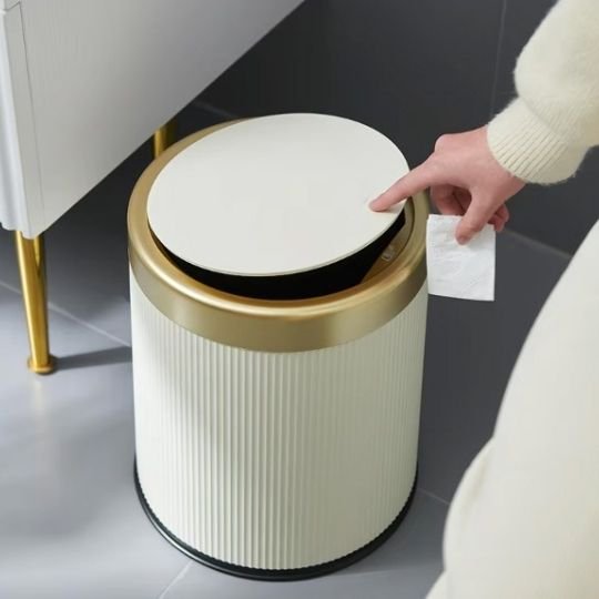 Poubelle de cuisine | Design Anti - odeur - Mon Essentiel Maison