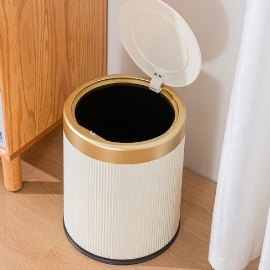 Poubelle de cuisine | Design Anti - odeur - Mon Essentiel Maison